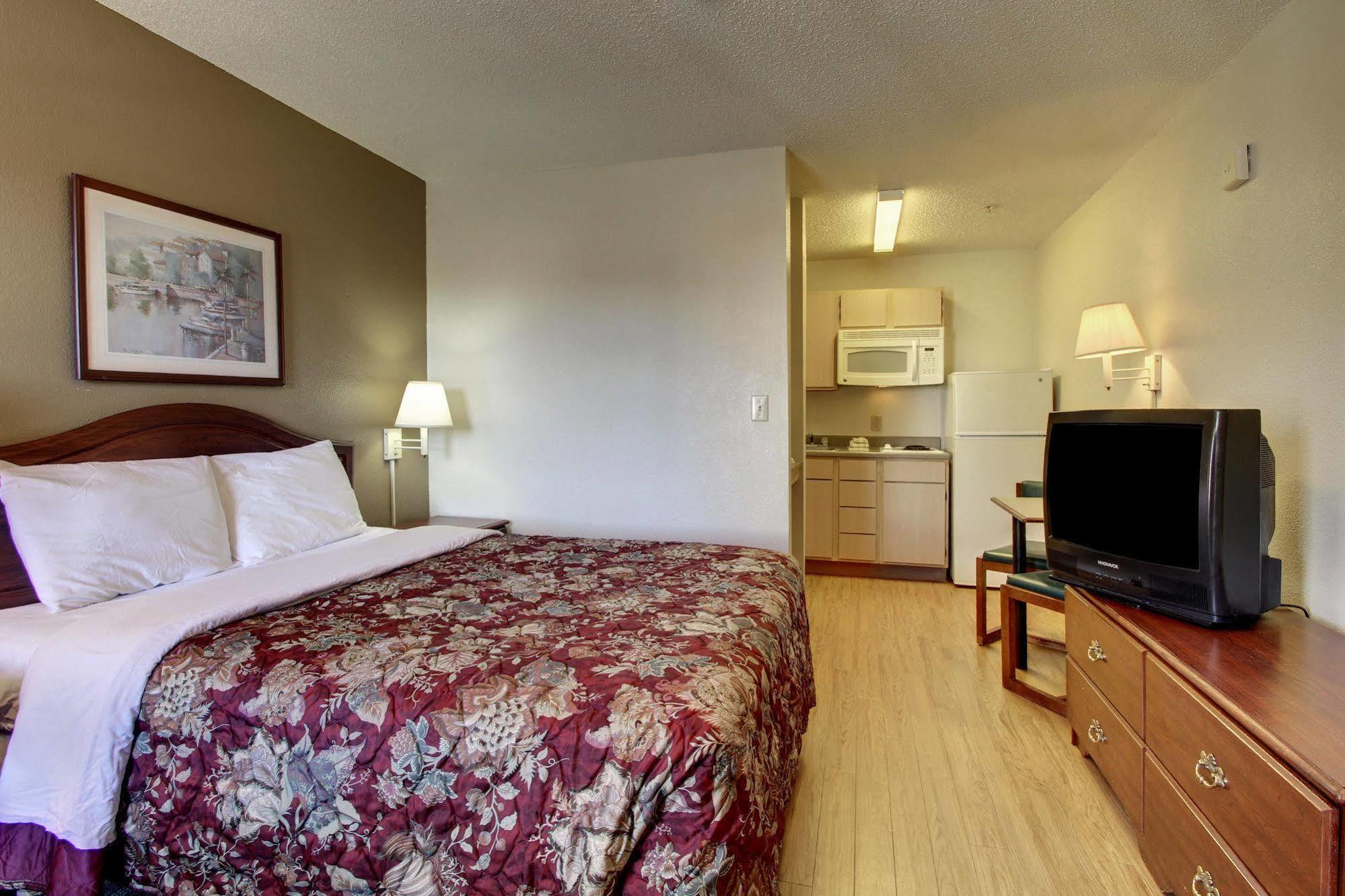 Intown Suites Extended Stay Atlanta Ga - Duluth Exterior photo